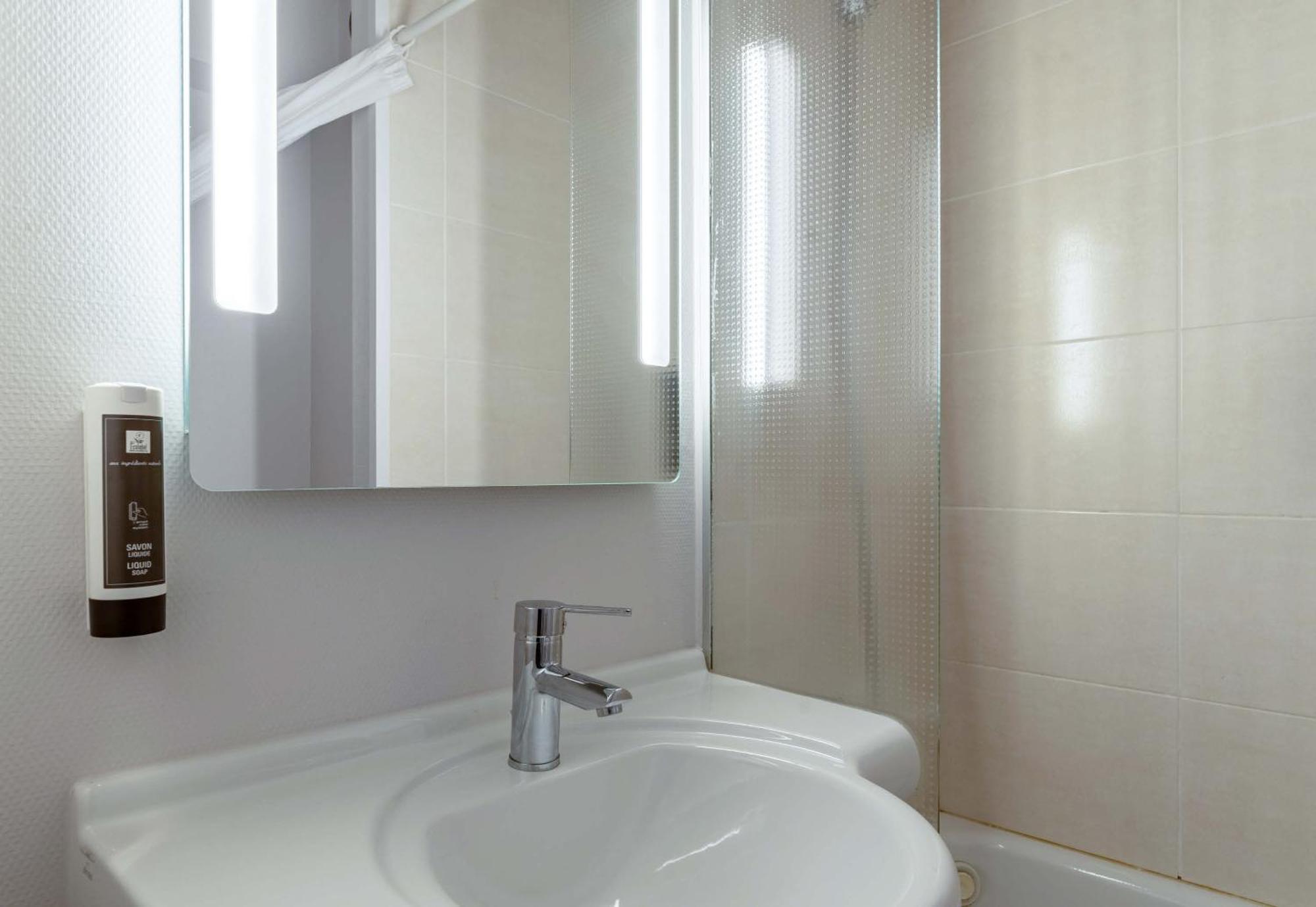 B&B Hotel Le Havre Harfleur 1 Eksteriør billede